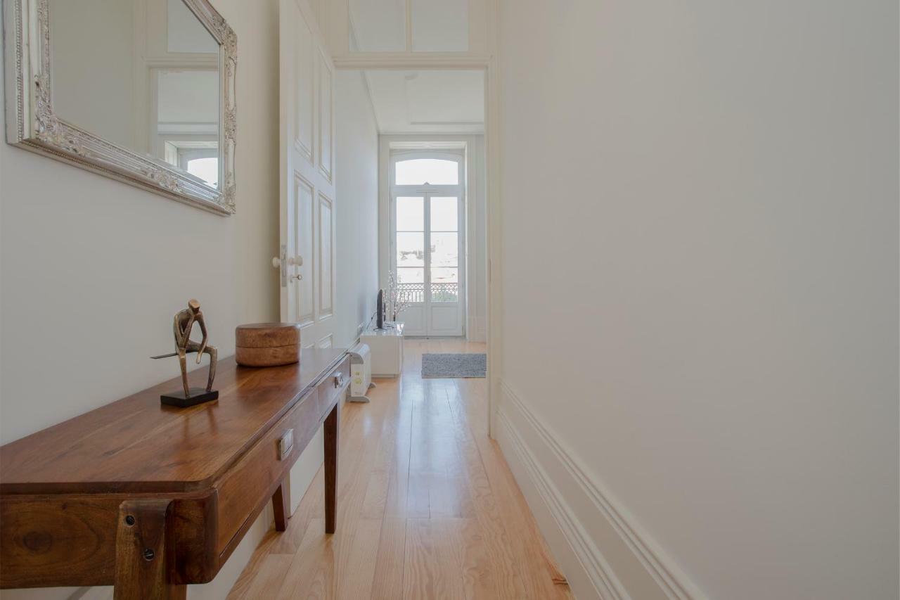 Downtown Spacious Studio Порту Екстер'єр фото